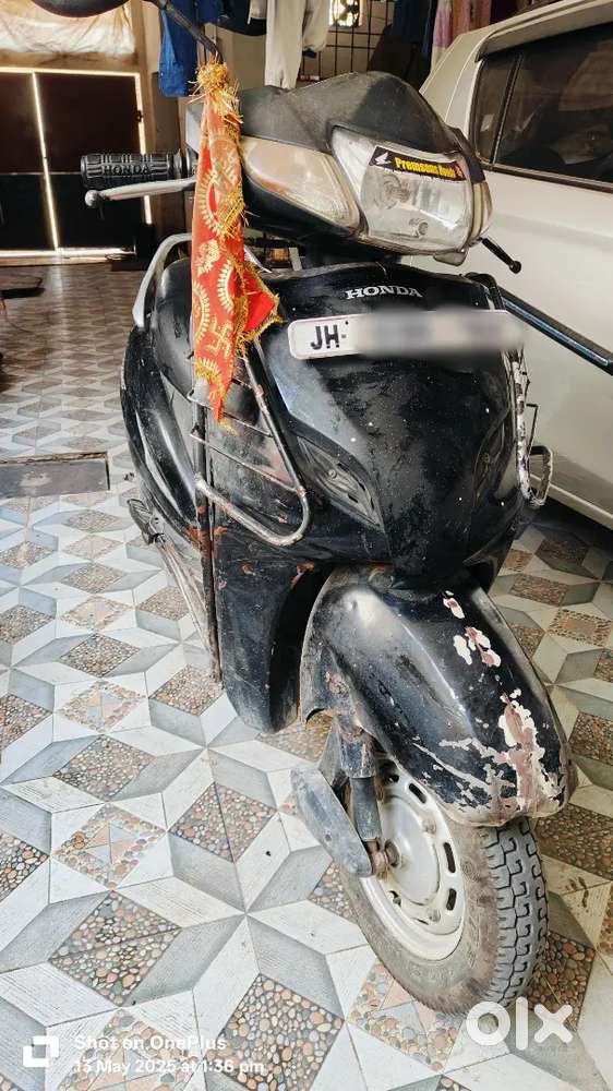contact for buy black Activa 3G