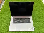 Apple macbook pro 1990 laptop - 16gb 512gb i7 & 4Gb Graphic