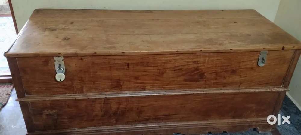 Urgent Sell of Wooden Box & Almirah