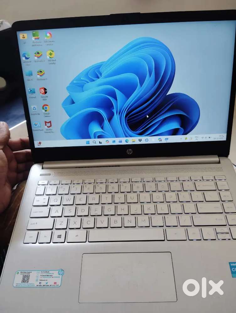 Hp 11th C13 8gb 256gb SSD NSO