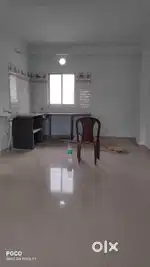 2bhk flat sale in picnic garden. No loan