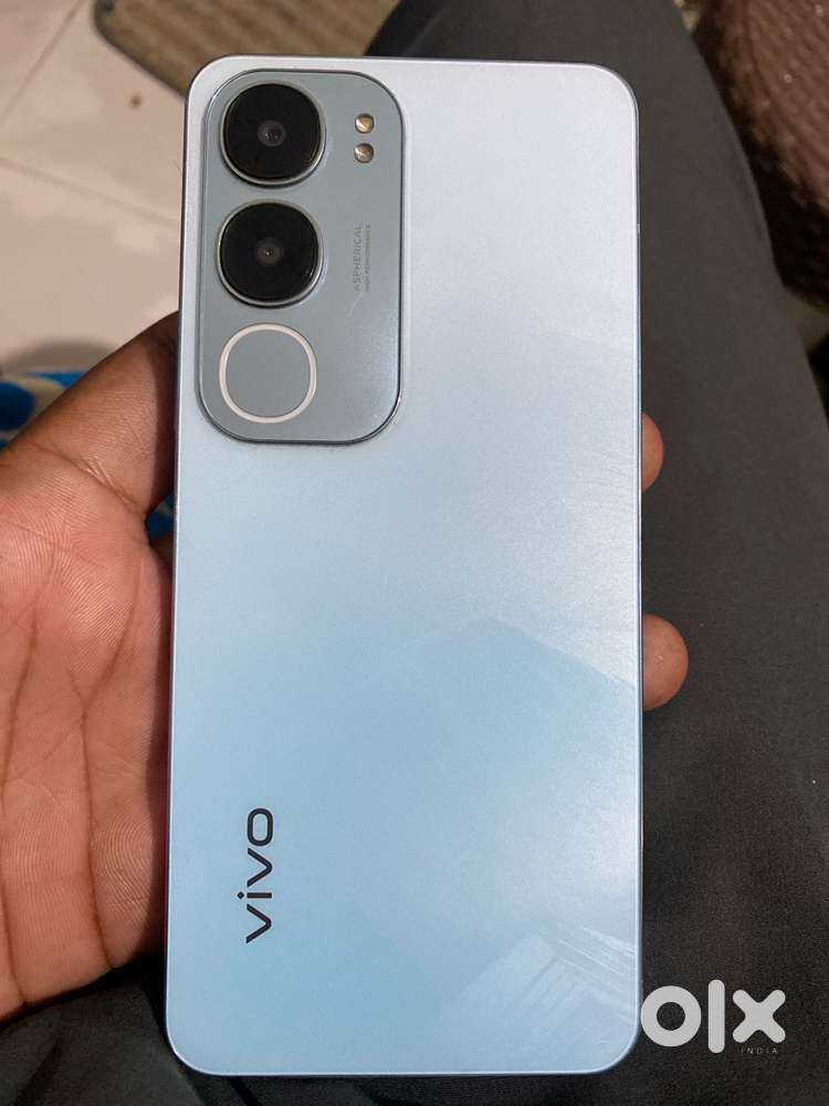 Vivo y29 5g with bill box charger 6/128