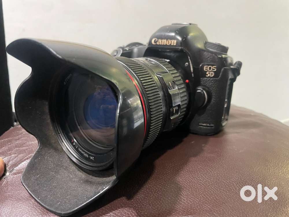 Canon 5D mark 3 And  Canon  70 to 200 is 2 telly lens & 24 to 105 lens