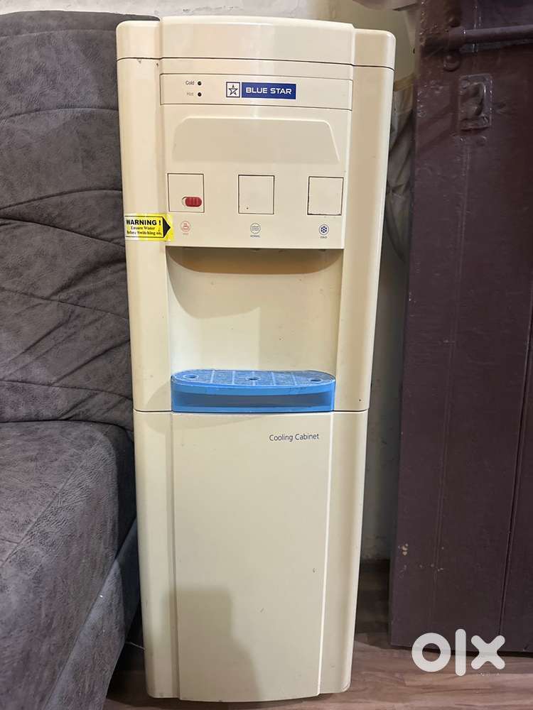 Blue star hot and cold water cooler