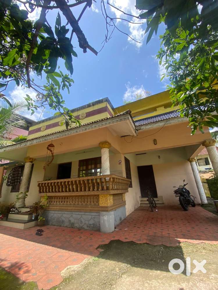 Single Compound House for Lease In Peyad