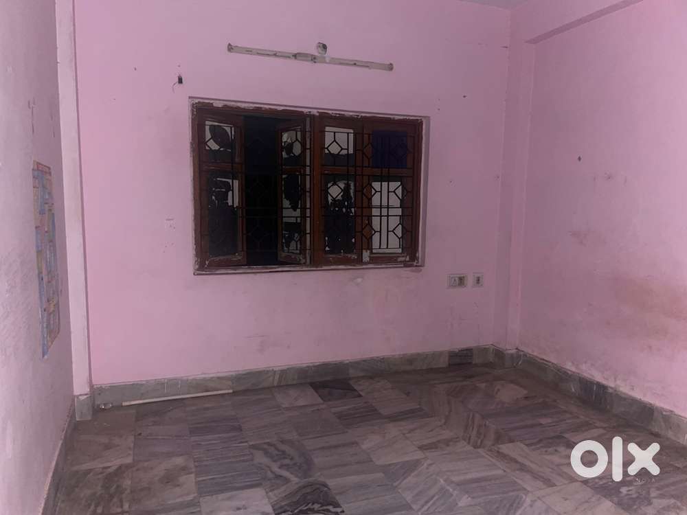 Room rent for students and job person