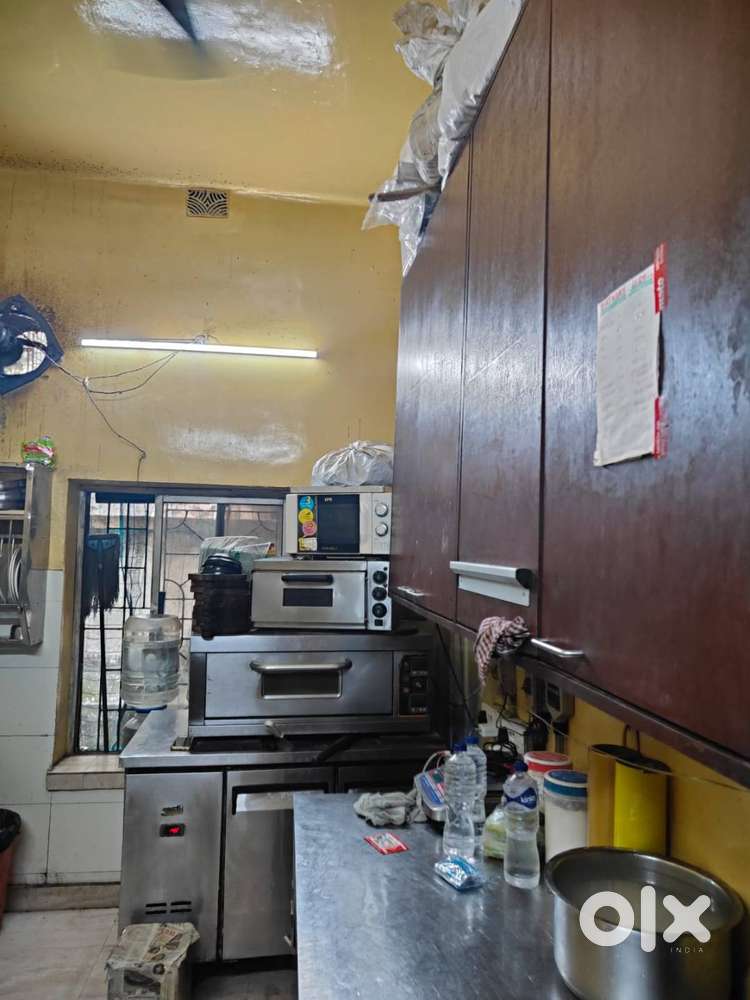 Commercial Shop for Rent in Prince Anwar Shah Road