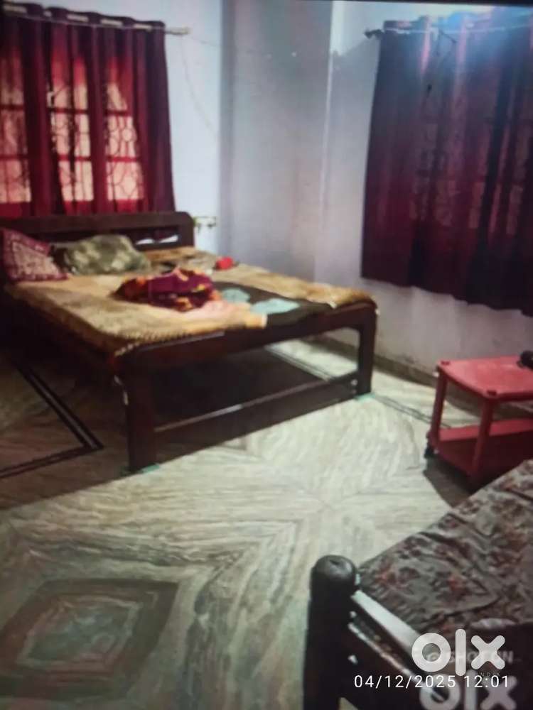 Looking for flatmate