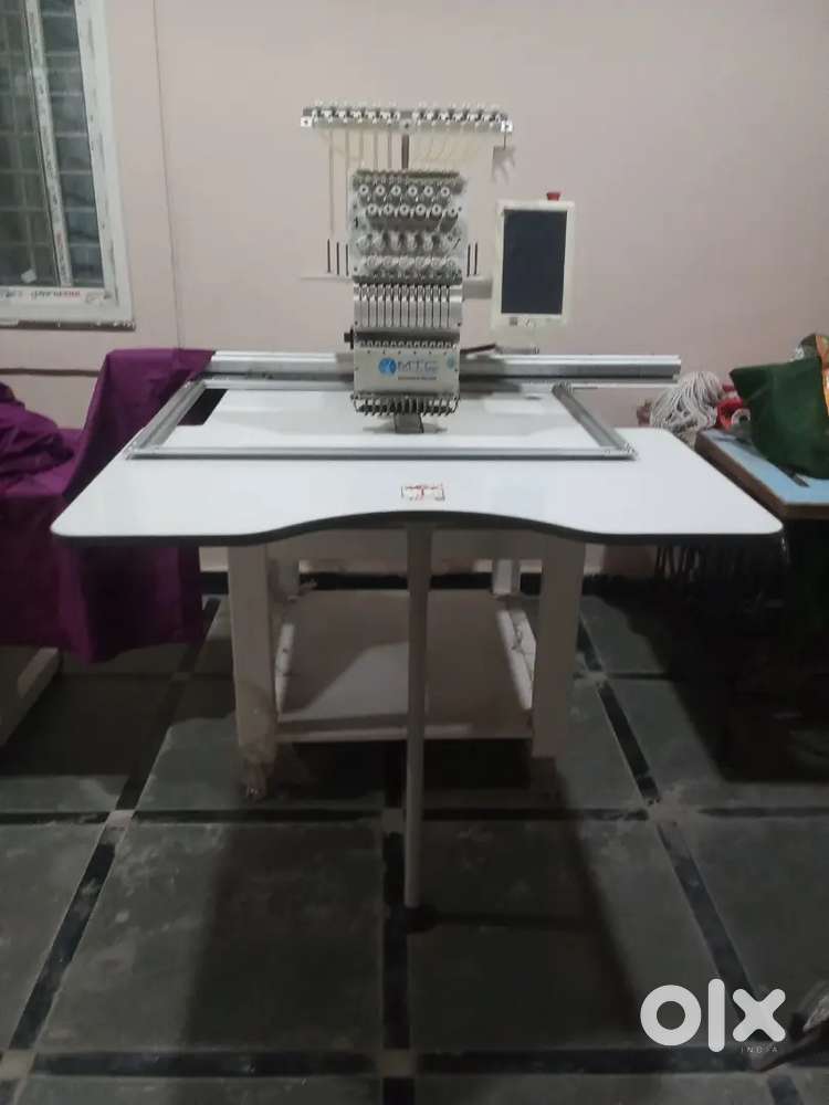 Computer embroidery mechine