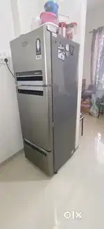 Whirpool 3 door excellent 230 L fridge