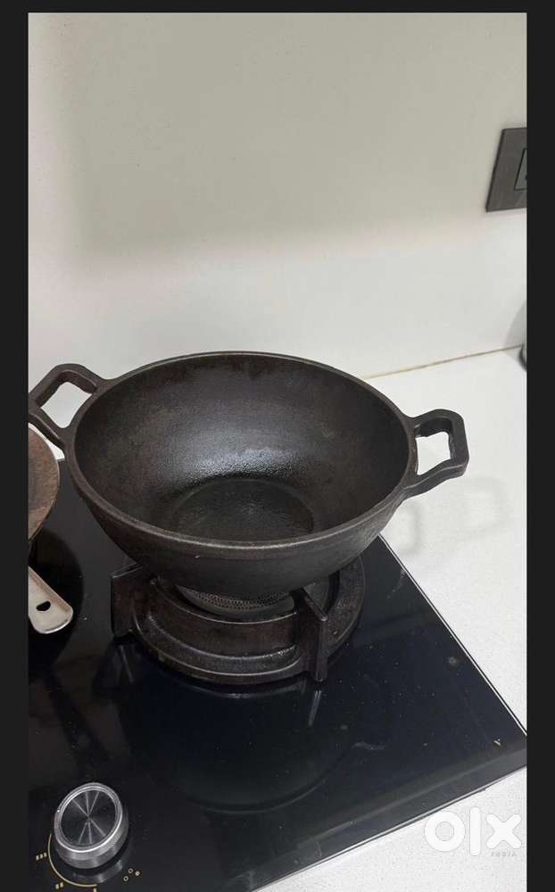 Pure cast iron kadai with lid
