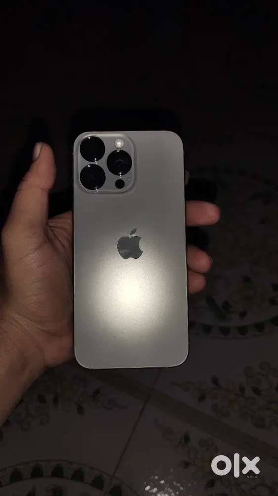 I phone 15 pro maX