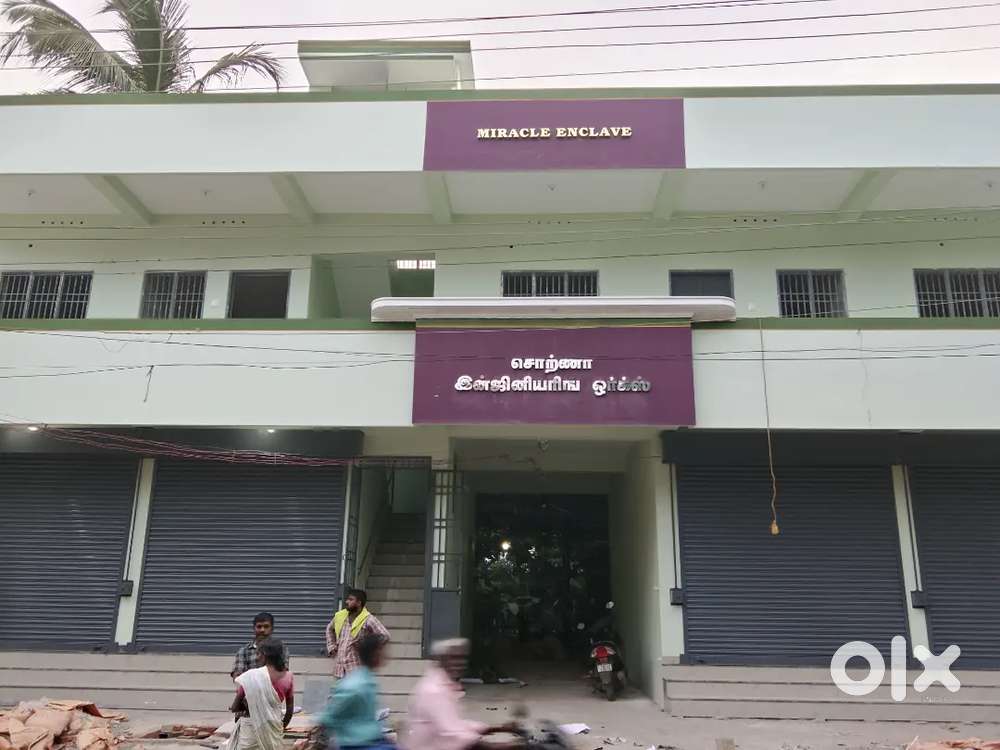 Shop for rent and separate houses at first floor