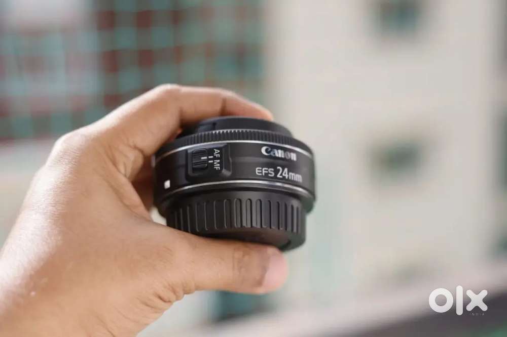 Canon 24mm wide angle Prime Lens