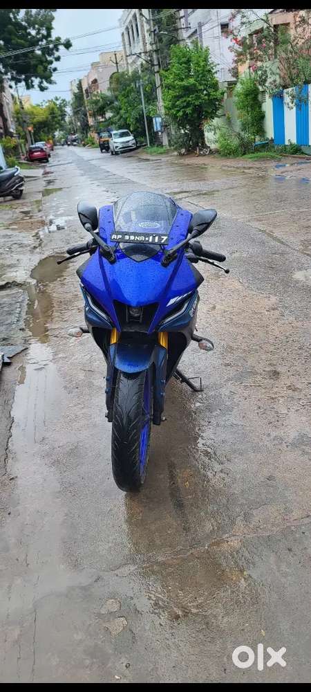 Yamaha R15 v4