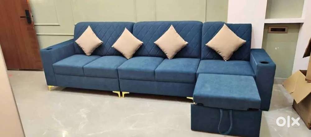 4 seater and Cumbed sofa set only available in STARF FURNITURE