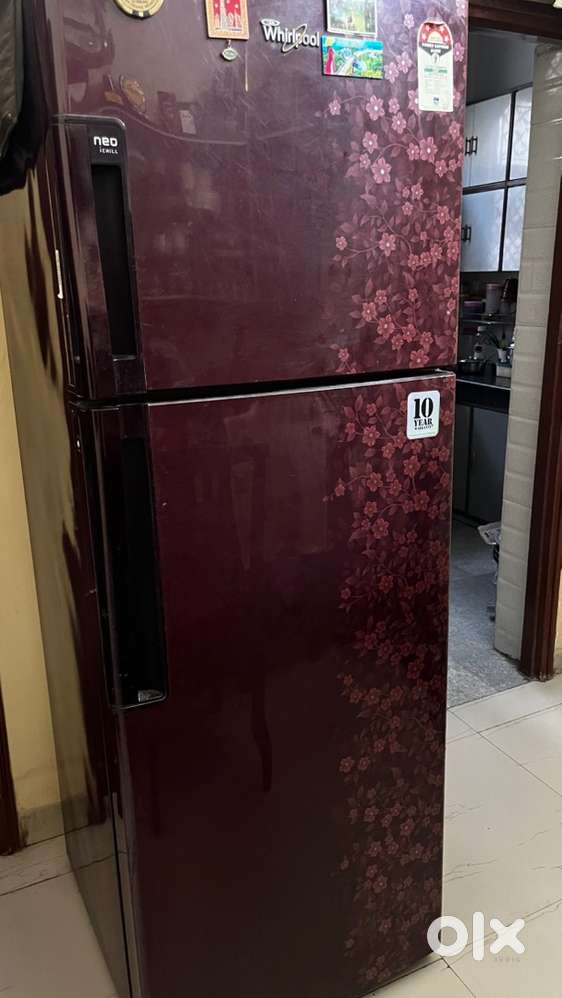 Whirlpool Fridge - Gross Volume 360 Litres