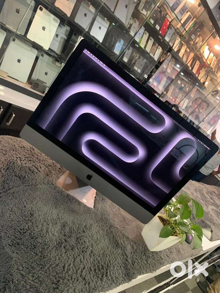 Apple iMac Pro \ 27inch \ 2017 \ 64GB-1TB \ 8GB graphics \ Warranty