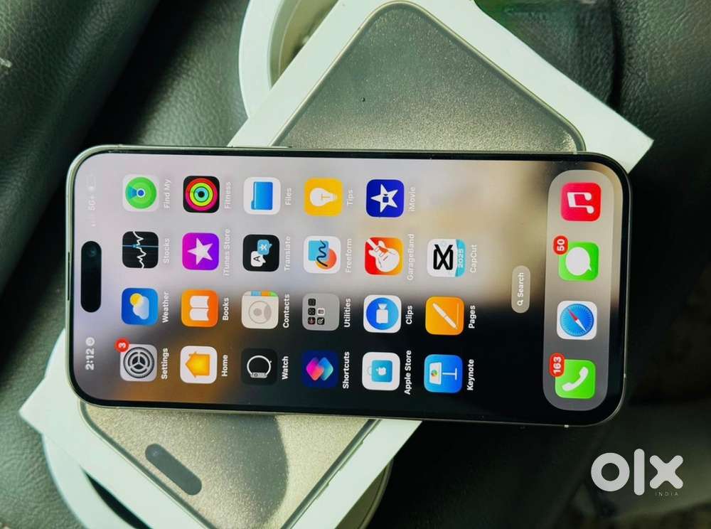 iPhone 15 pro max 256 gb Natural Titanium