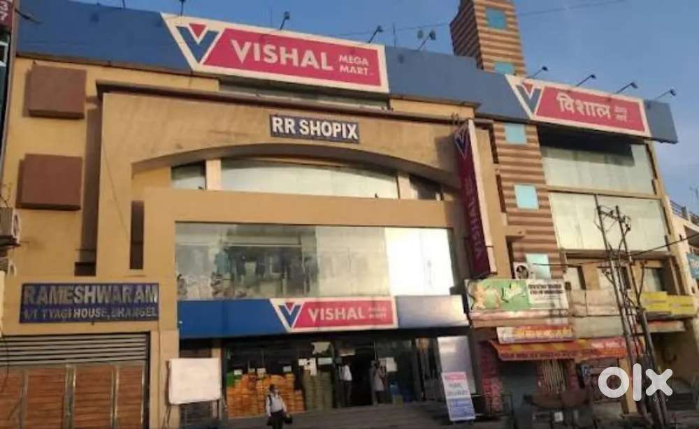 Job hiring in shopping mall need girls and boys urgently requirement