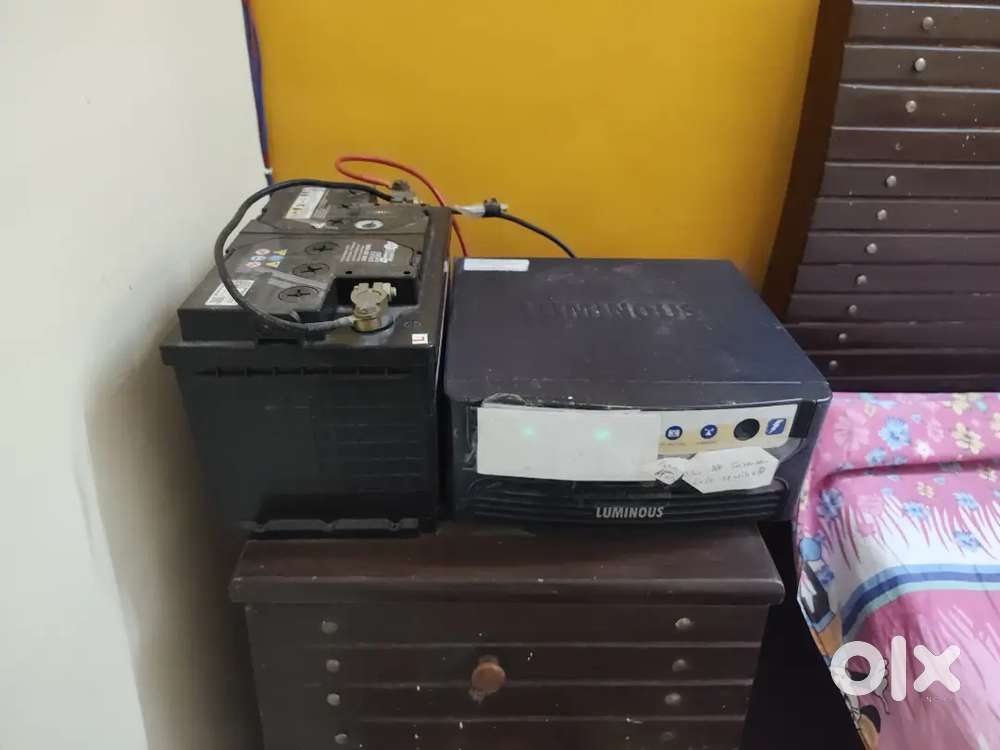 One year old Luminous 600VA Inverter and 6 months old Battery for Sale
