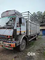 पैसा का जरूरत है ईस लिए बेच रहा हूँ