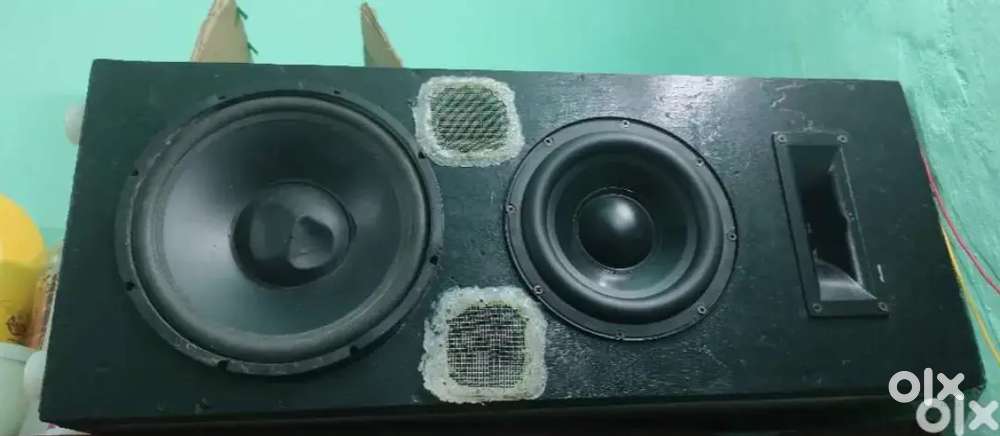 Speaker Top