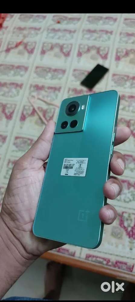 Oneplus 10r 5g 12ram 256gb new condition with box and 80w charger