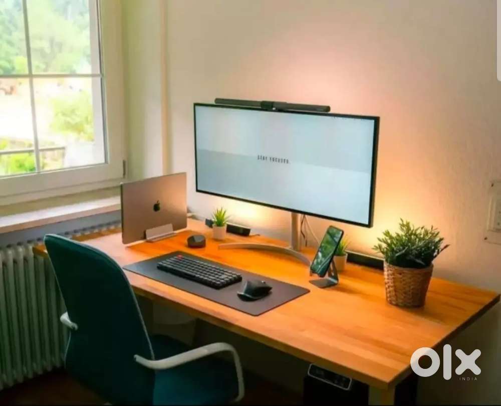 REQUIRED FEMALE PERSONAL ASSISTANT