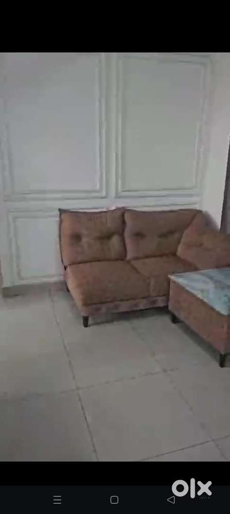 2 bhk + store flat for rent