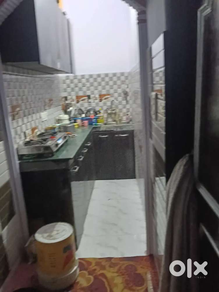 For girls only room rent