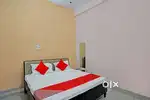 Oyo rooms 24×7 add 2 No vidhayak market Loni