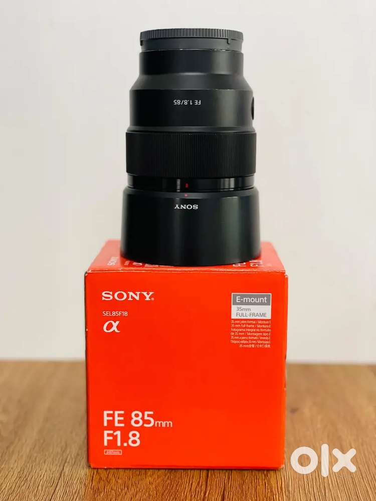 Sony 85mm 1. 8 lens