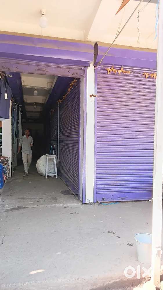 Shop for Rent in Complex Main Market
