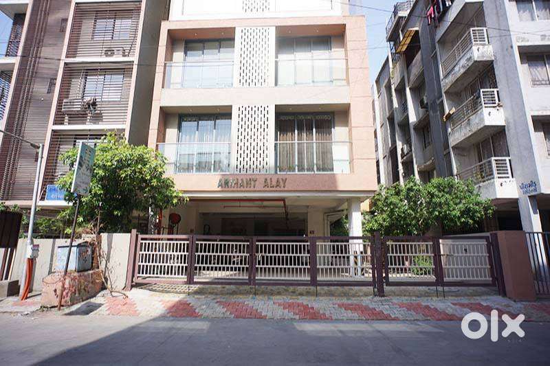 Arihant Alay	for sale in kankaria