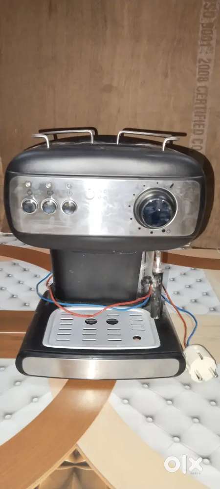 Cappuccino coffee machine