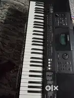 Yamaha -e453 keyboard