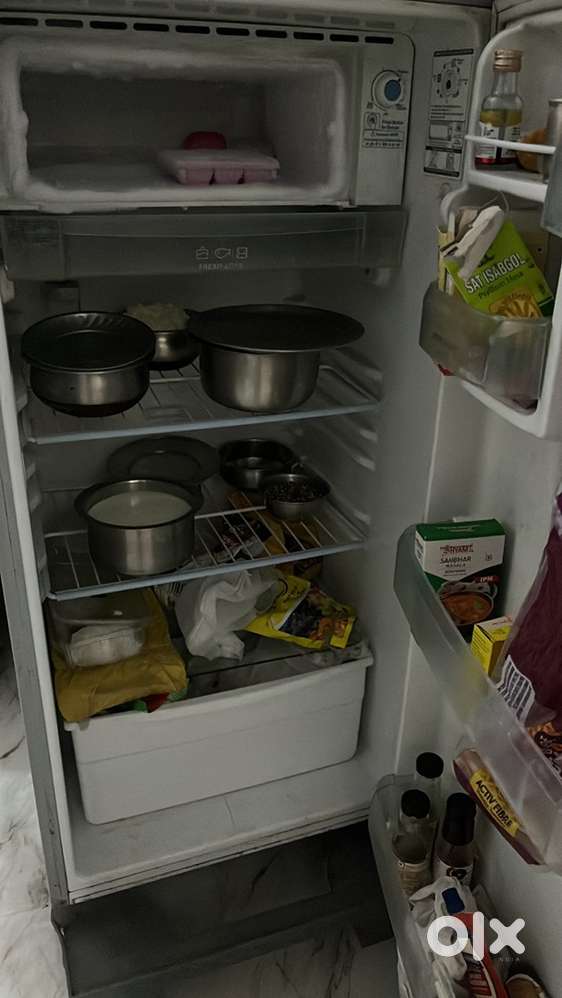 A good conditioning refrigerator of lg company Ekdum chlta hua mstt