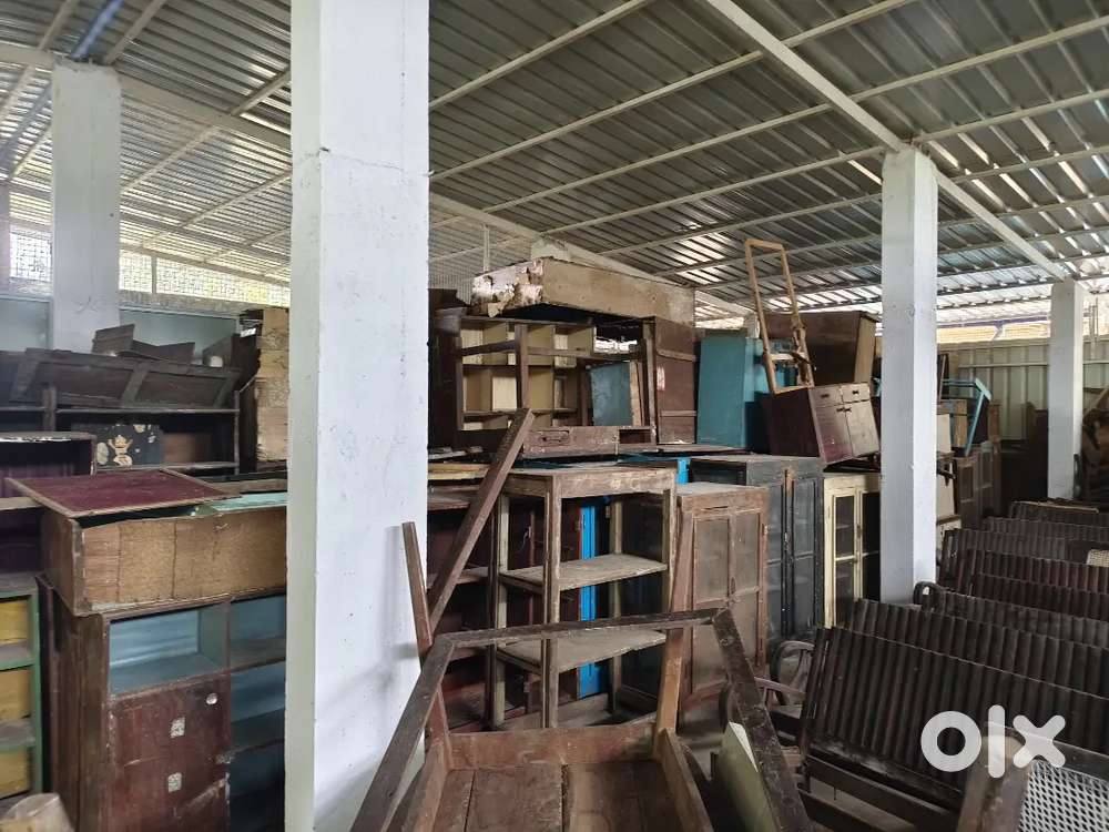 Full Lot of old furnitures