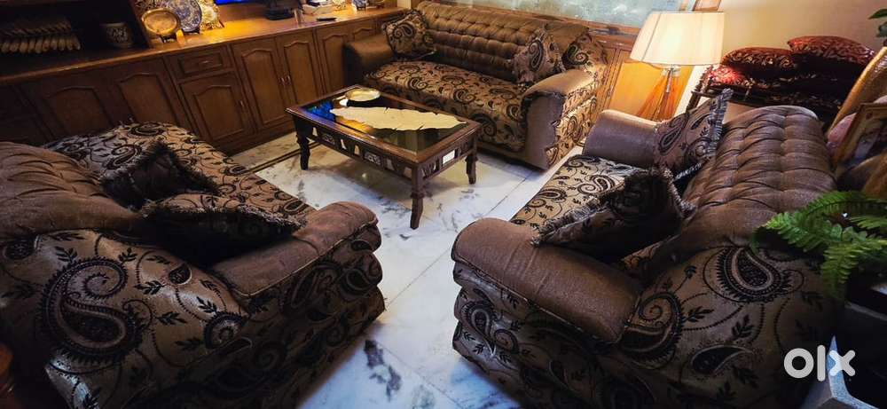 8 seater sofa set for sale @ 19999