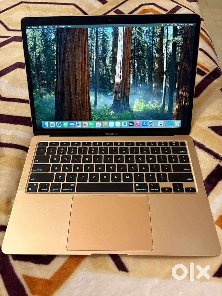 MacBook Air M1, Excellent Condition, Non-negotiable