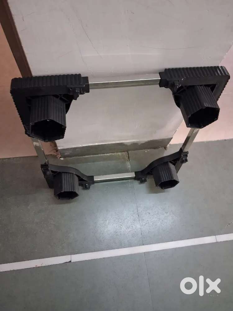 Washing machine stand