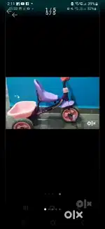 Tri cycle with basket