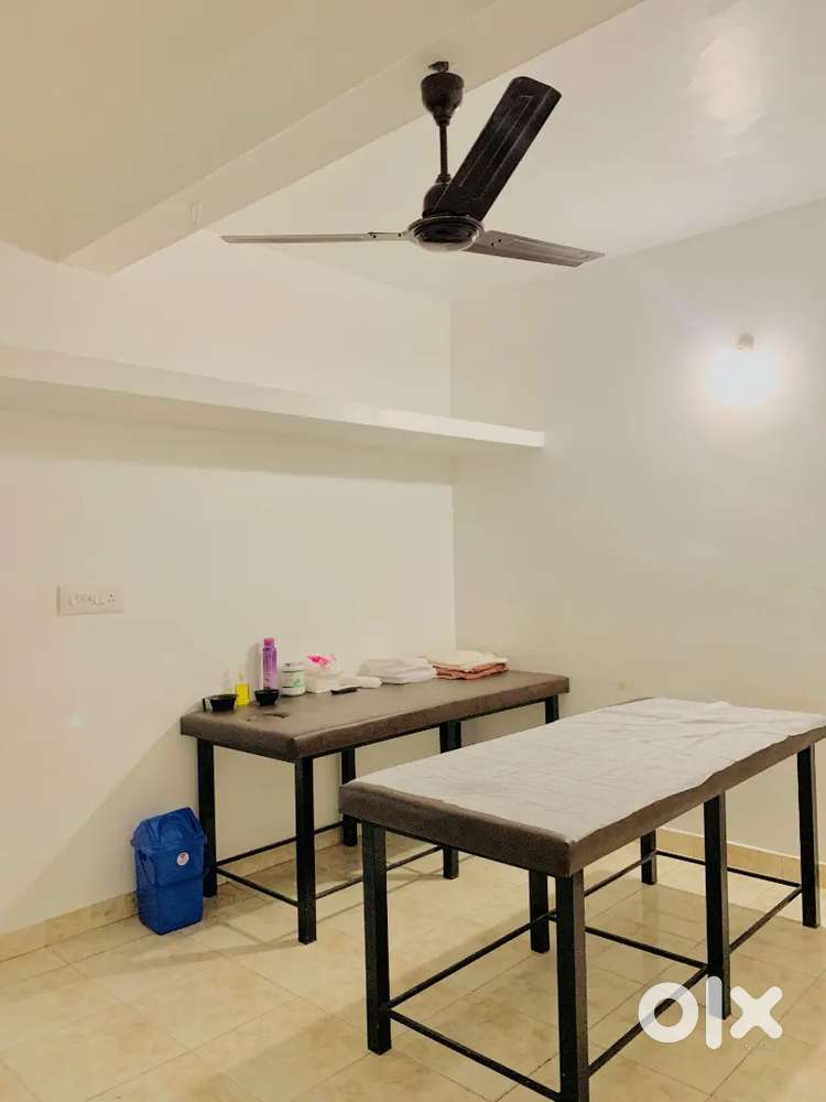 Running   2 floor 8Ac Room   spa