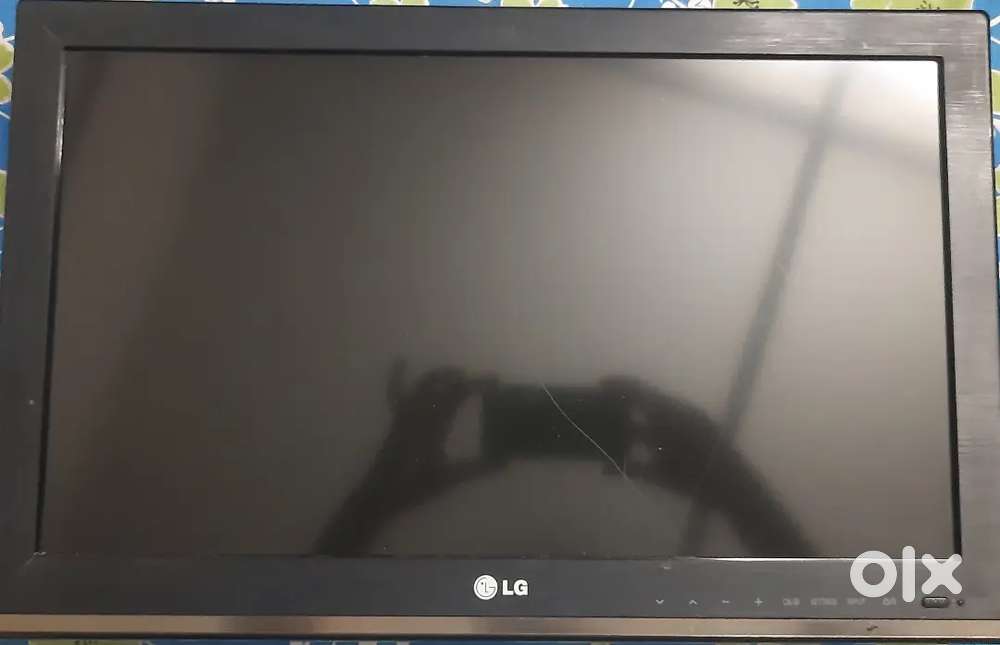 LG 22 inch LCD TV
