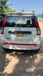 Wanted redtaxi and gotaxi driver