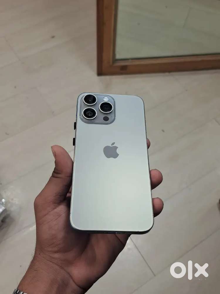 SELLING MY IPHONE 15 pro max TITANIUM colour refurbished