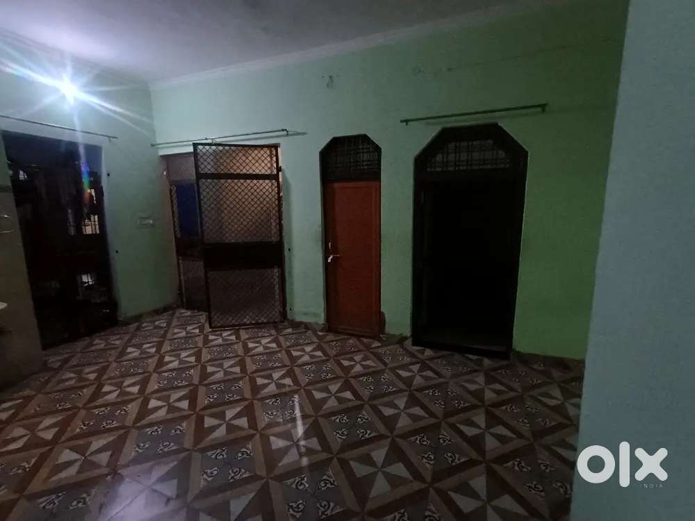 Room for rent( sulem sarai prayagraj near city kart mall )