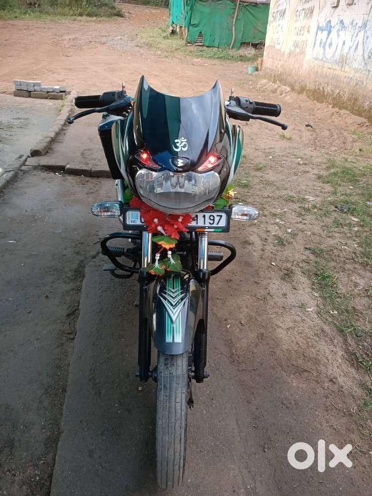 Bajaj discover dts-si