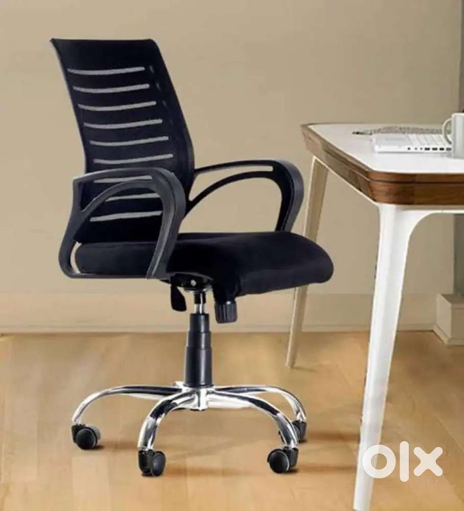 Brand new Premium Revolving office chair available at wholesale price